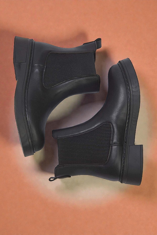 Kapadokya Serisi:  Chelsea – Siyah Lastikli Chelsea Kadın Bot