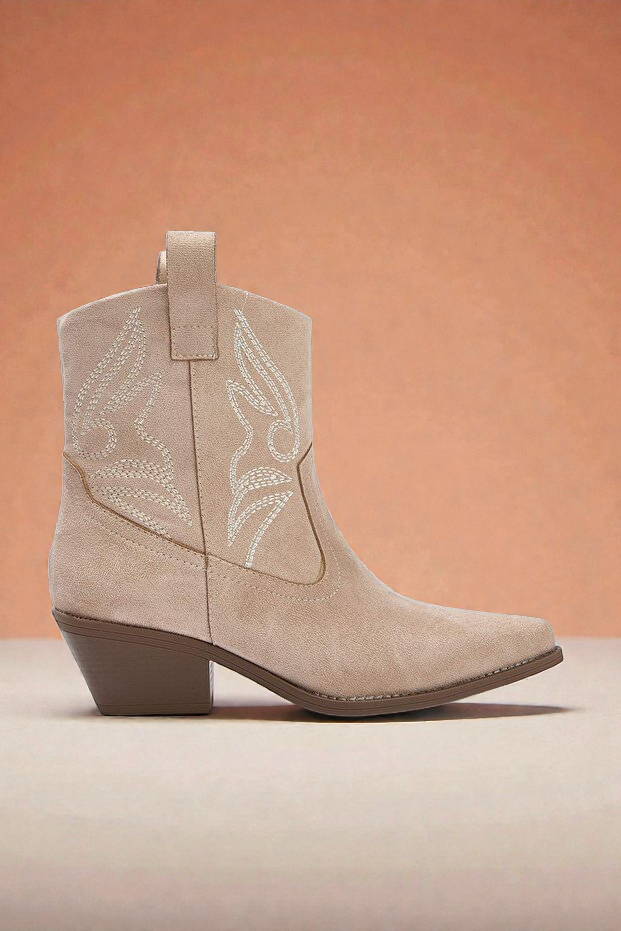 Kapadokya Serisi:  Vizon İşlemeli Kadın Kovboy Bot