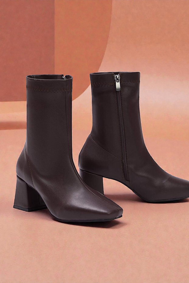 Kapadokya Serisi: Terracotta Ridge – Kahverengi Stretch Fermuarlı Blok Topuklu Bot