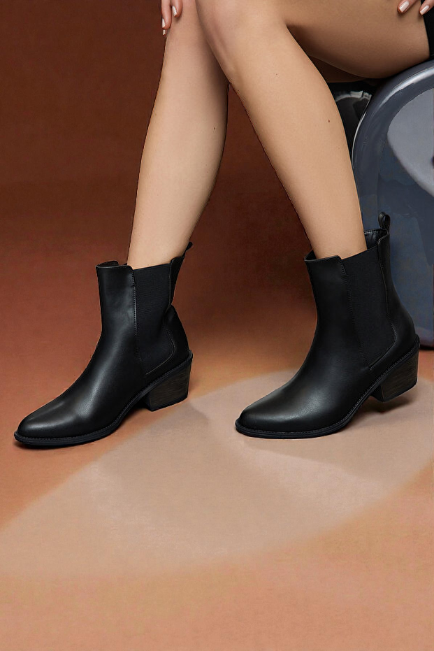 Kapadokya Serisi: Siyah Lastikli Kovboy Blok Topuklu Kadın Bot