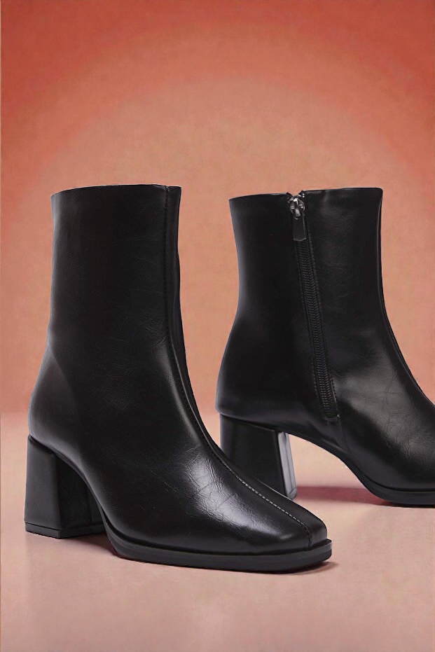 Kapadokya Serisi: Siyah Blok Topuklu Kadın Bot