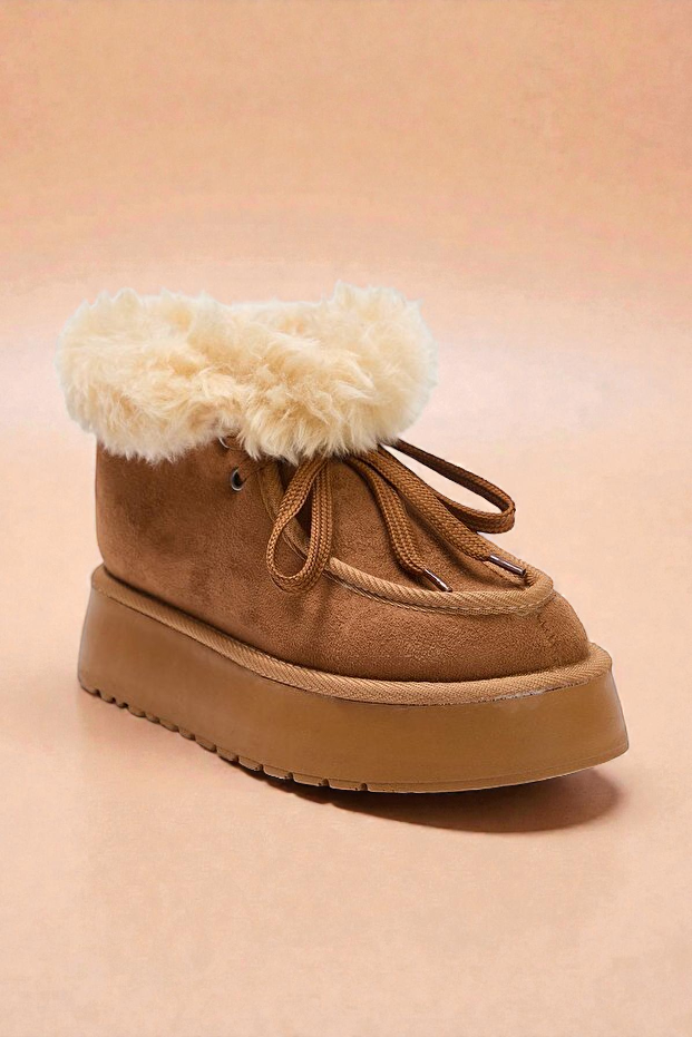 Kapadokya Serisi: Taba Kürklü Bağcık Detaylı Kadın Bot