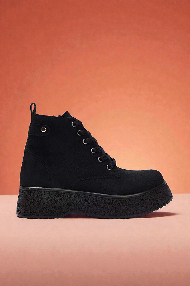 Kapadokya Serisi: Siyah Süet Fermuarlı Bağcıklı Kadın Bot