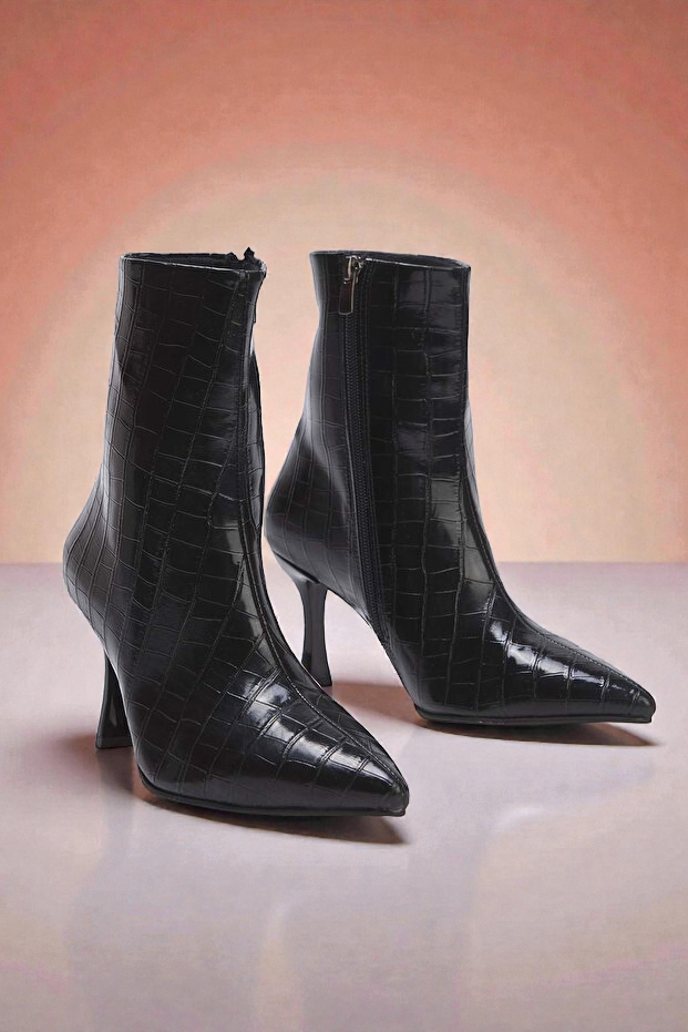 Kapadokya Serisi:  Siyah Timsah Dokulu İnce Topuklu Bot