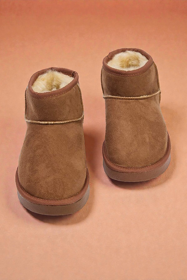 Kapadokya Serisi: Winter Reverie – Taba Kürklü Platform Kadın Bot