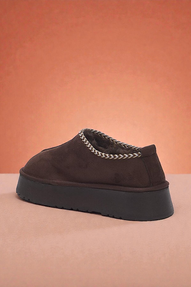 Kapadokya Serisi: Koyu Kahverengi Nakışlı Kürklü Kalın Taban Kadın Bot