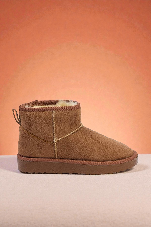 Kapadokya Serisi: Winter Reverie – Taba Kürklü Platform Kadın Bot