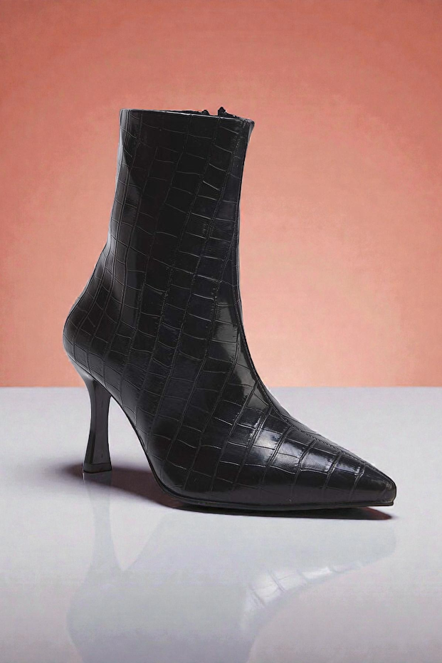 Kapadokya Serisi:  Siyah Timsah Dokulu İnce Topuklu Bot